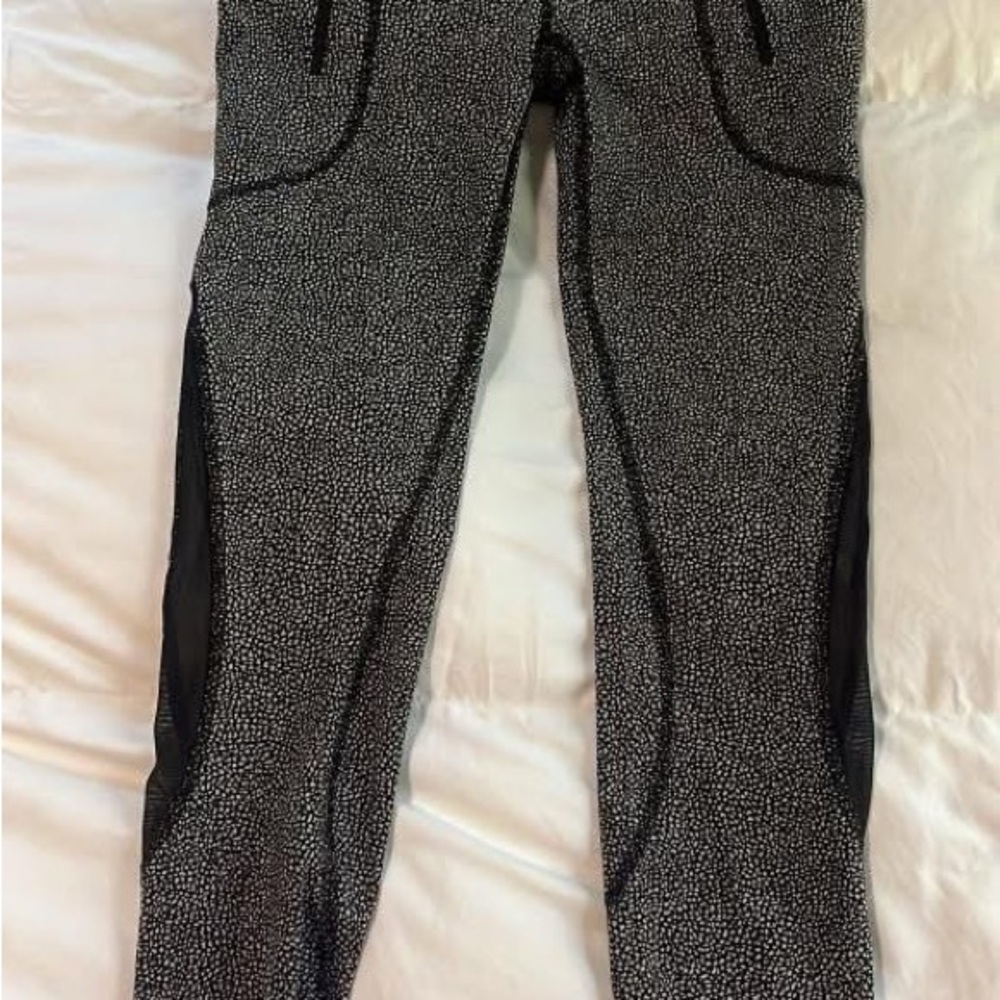 lululemon athletica Black and White Patterned Leggings